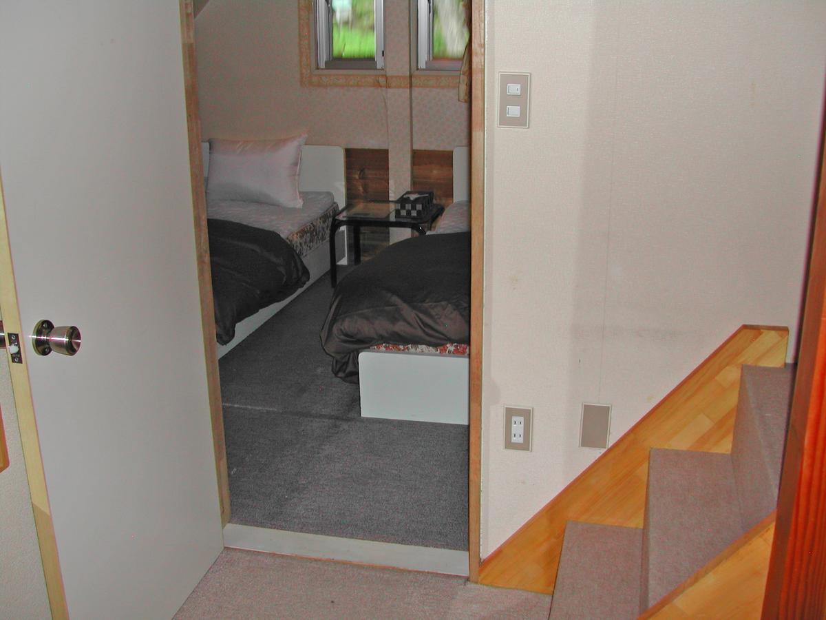 Pension Pilatus 2 Nagano Exterior photo